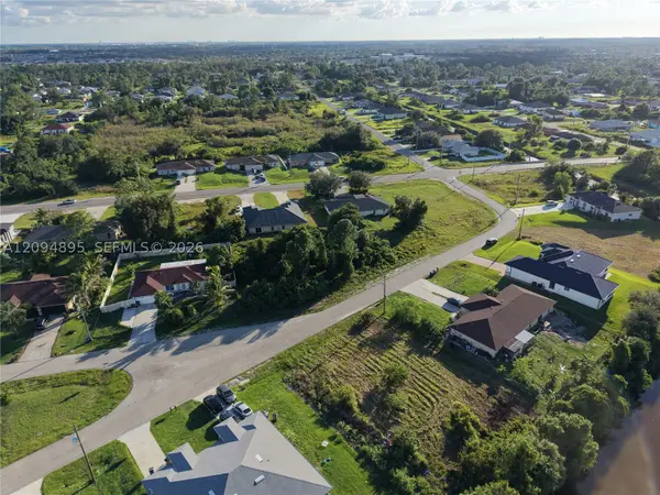 4777/4779 22nd St Sw, Lehigh Acres, FL 33973