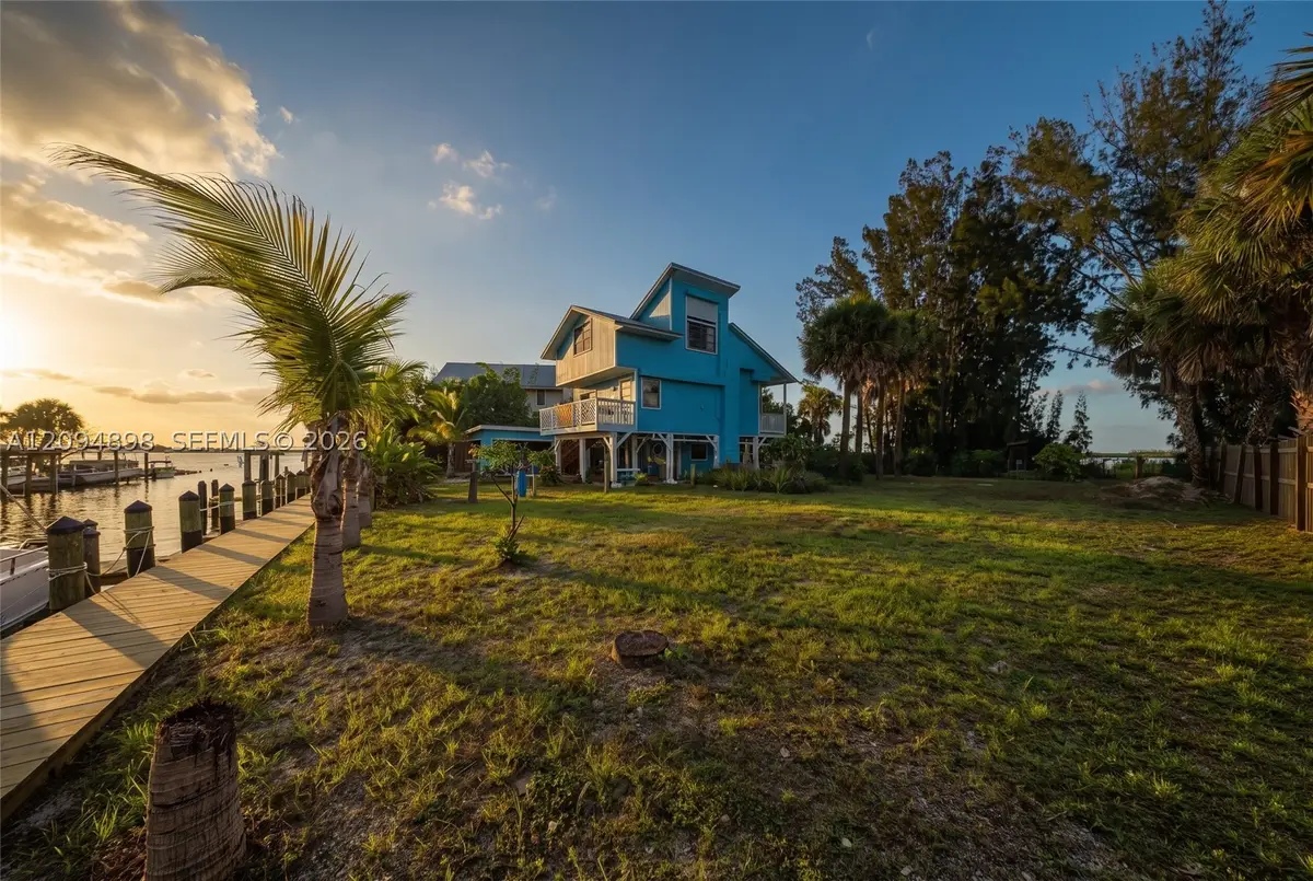 50 Vip Is #b, Grant Valkaria, FL 32949 - #1