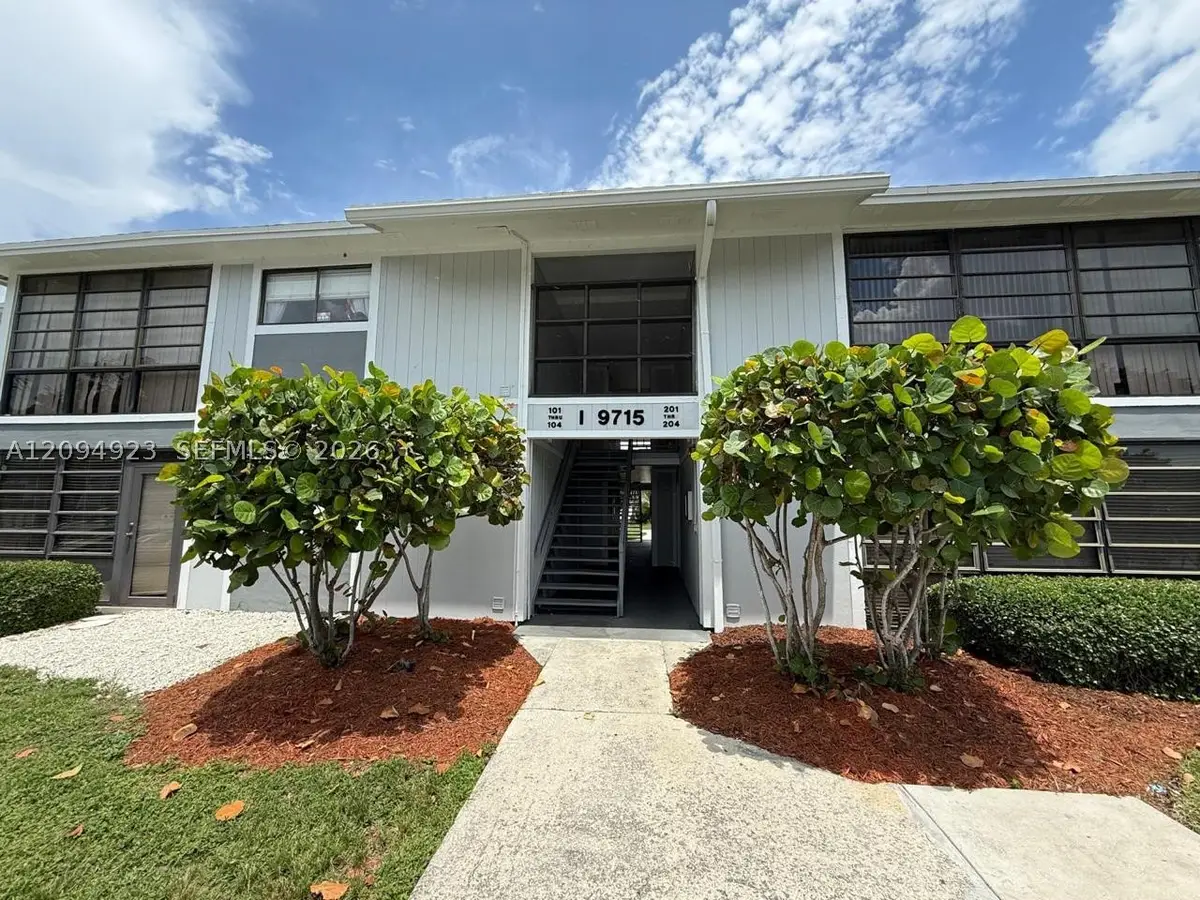 9715 Hammocks Blvd #102, Miami, FL 33196 - #1