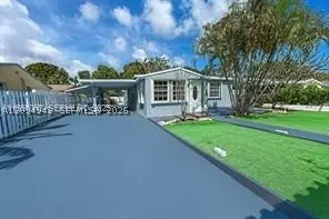 307 SW 15th St, Fort Lauderdale, FL 33315 - #1