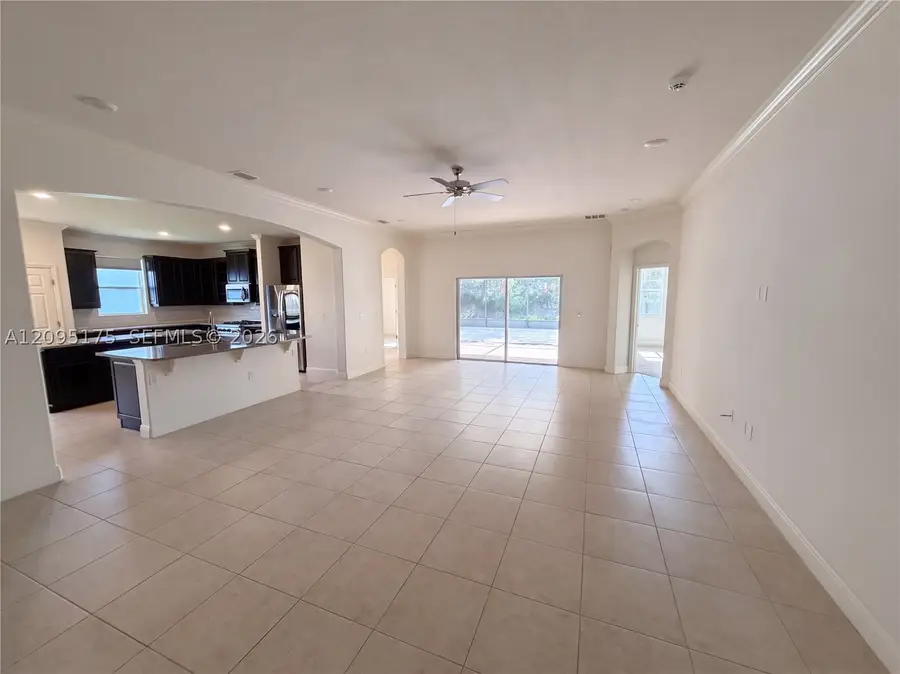 6435 Monserrat Dr, Vero Beach, FL 32967 - #3