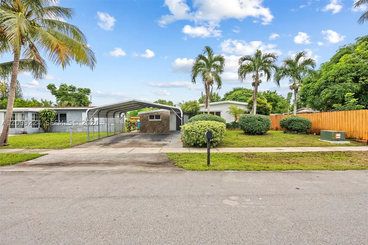 3711 SW 39th Ave, West Park, FL 33023 - #1