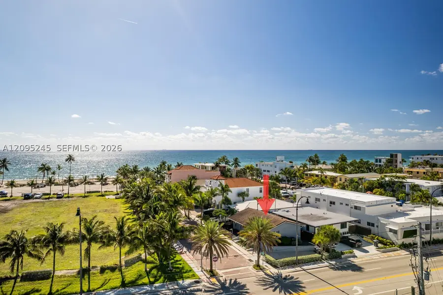 328 Missouri St, Hollywood, FL 33019 - #2