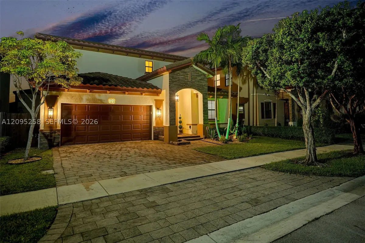 122 NE 27th Ave, Homestead, FL 33033 - #1
