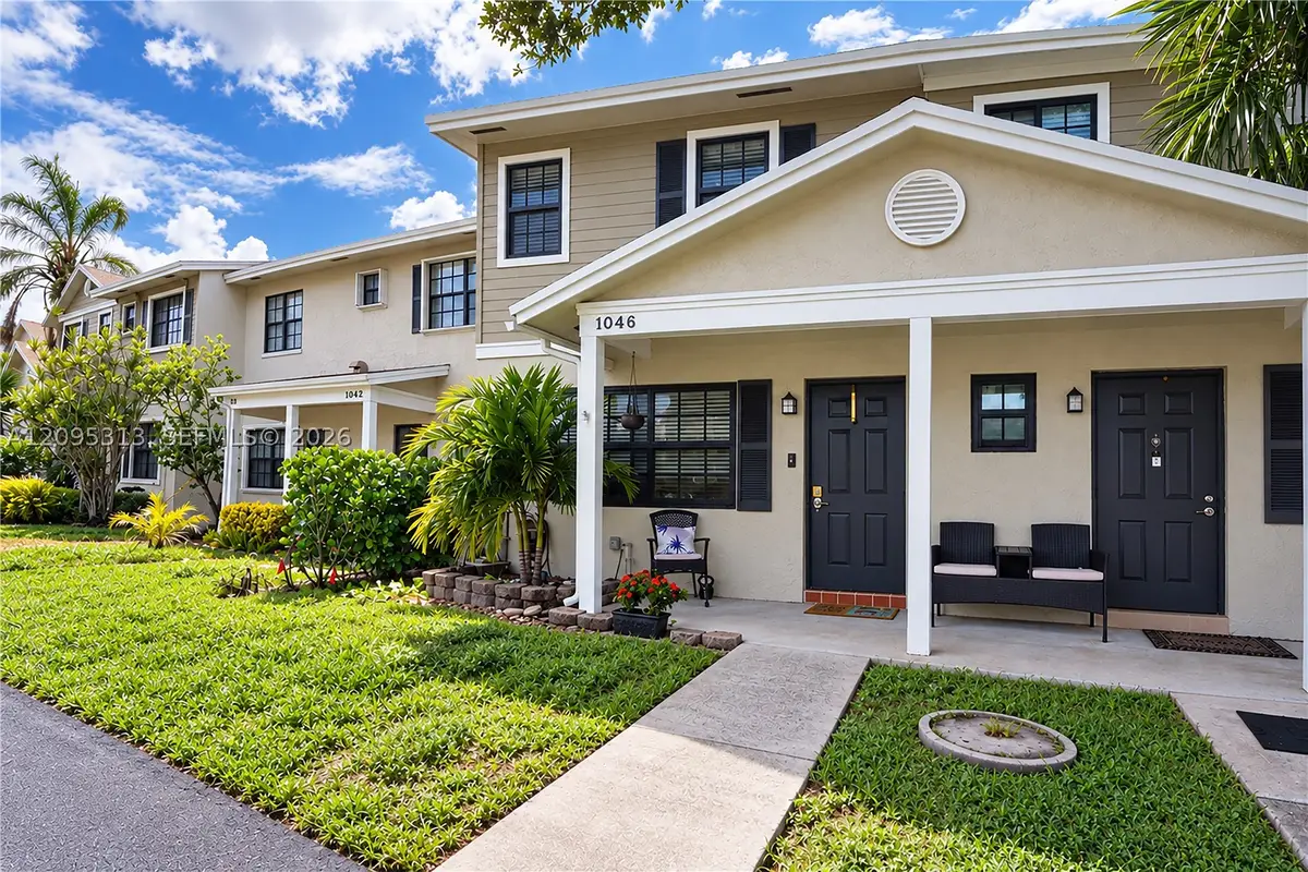 1046 NW 107th Ave, Pembroke Pines, FL 33026 - #1