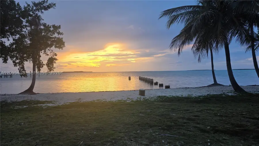 54 Sunset Rd, Key Largo, FL 33037 - #3