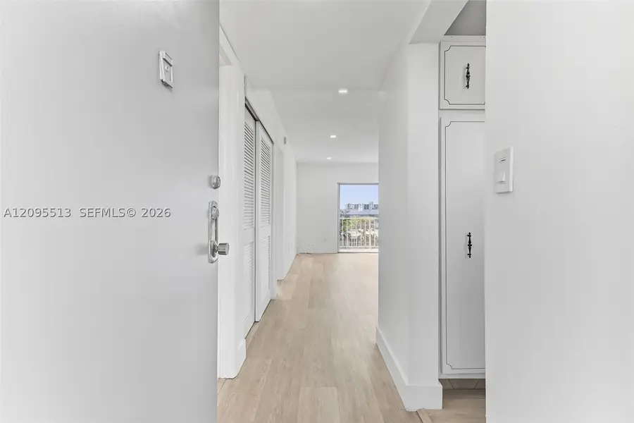 3770 NE 171st St #402, North Miami Beach, FL 33160 - #2