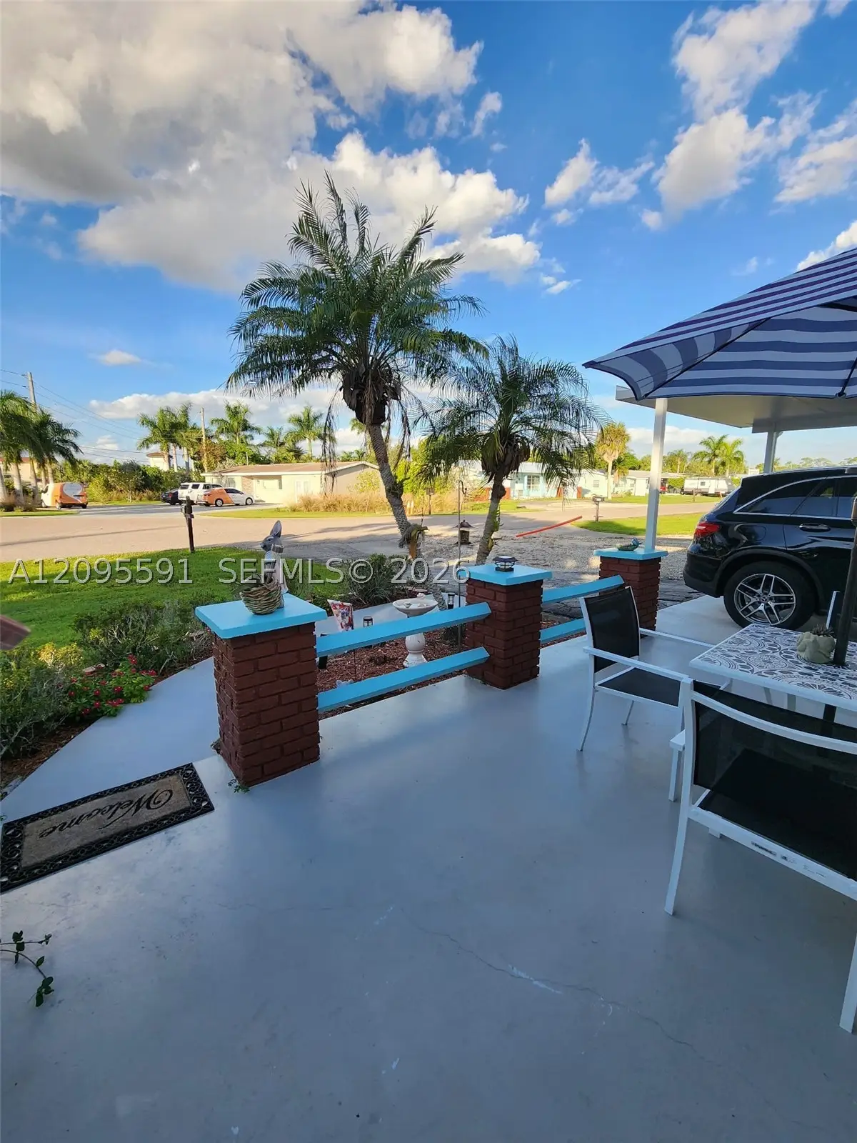 812 Lake Mcgregor Dr, Fort Myers, FL 33919 - #1