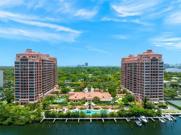 60 Edgewater Dr #11F, Coral Gables, FL 33133