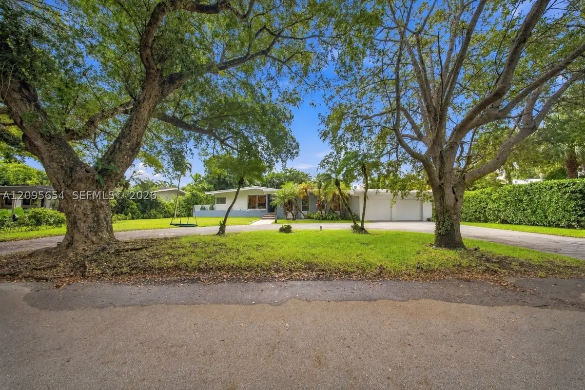 3680 Battersea Rd, Miami, FL 33133 - #1