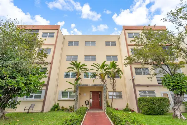 4047 NW 16th St #107, Lauderhill, FL 33313