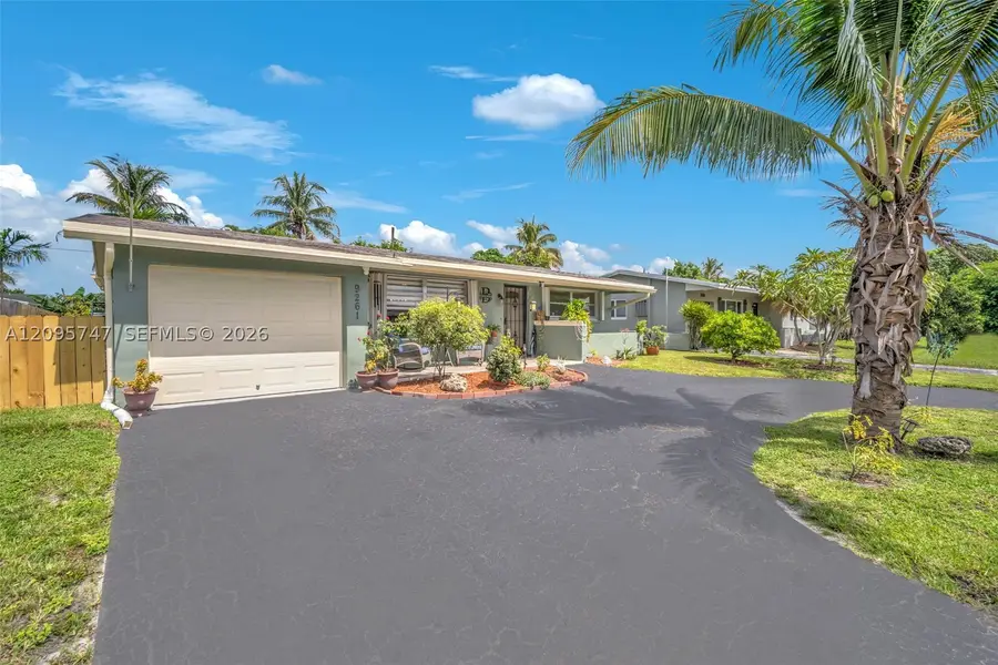9261 NW 24th Pl, Sunrise, FL 33322 - #3