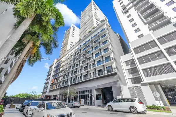 229 SW 9th St #508, Miami, FL 33130