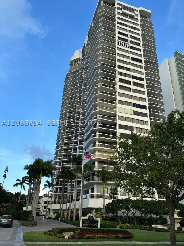 20185 E Country Club Dr #2406, Aventura, FL 33180