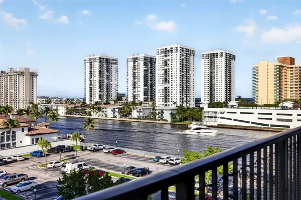 1000 Parkview Dr #715, Hallandale Beach, FL 33009