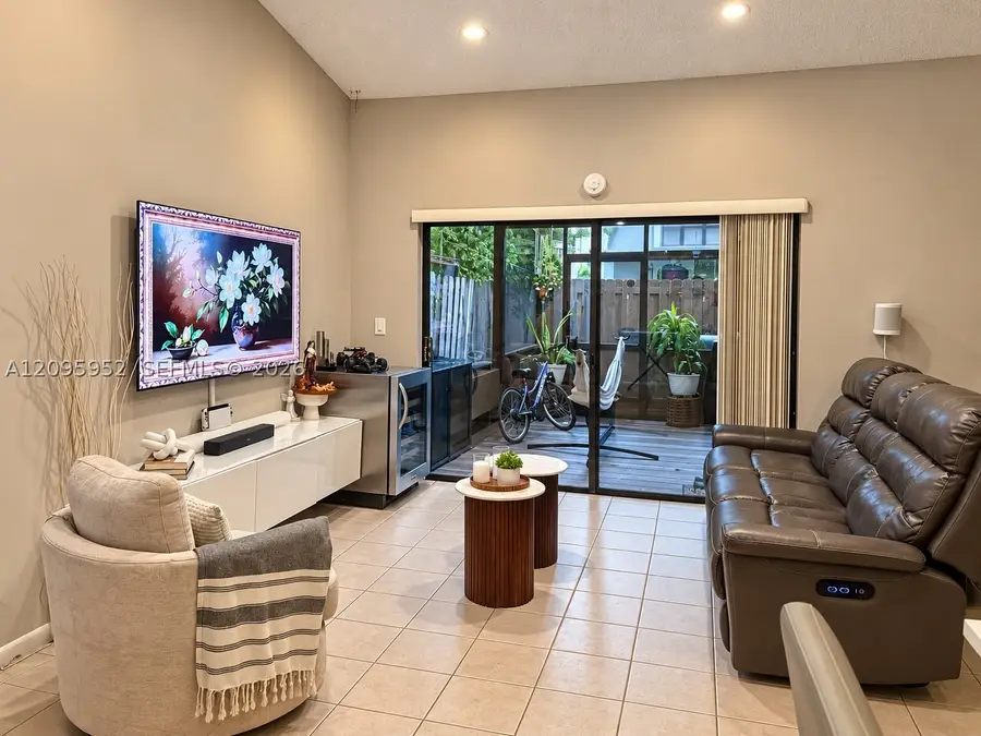 7466 NW 34th St, Lauderhill, FL 33319 - #3