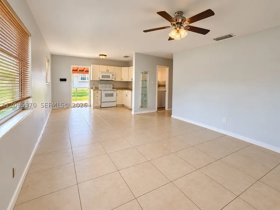 6115 SW 2nd St, Margate, FL 33068 - #2