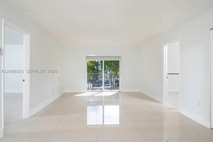4709 NW 7th St #305-9, Miami, FL 33126 - #2