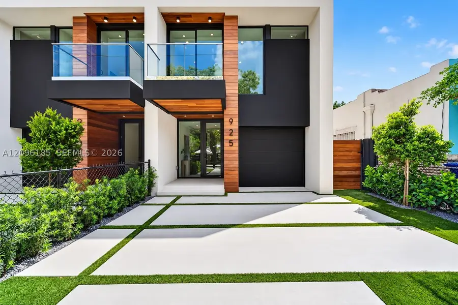 925 SW 10th Ave, Miami, FL 33130 - #3