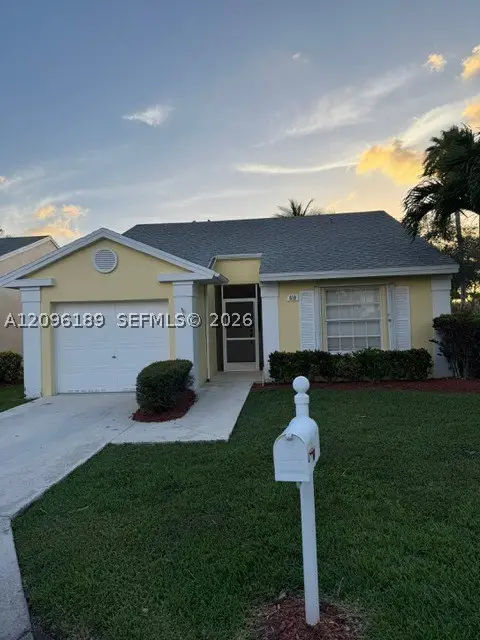 610 SE 22nd Ln, Homestead, FL 33033 - #1