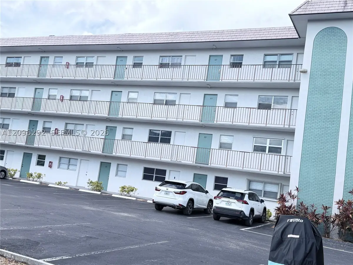 4311 Crystal Lake Dr #120, Deerfield Beach, FL 33064 - #1