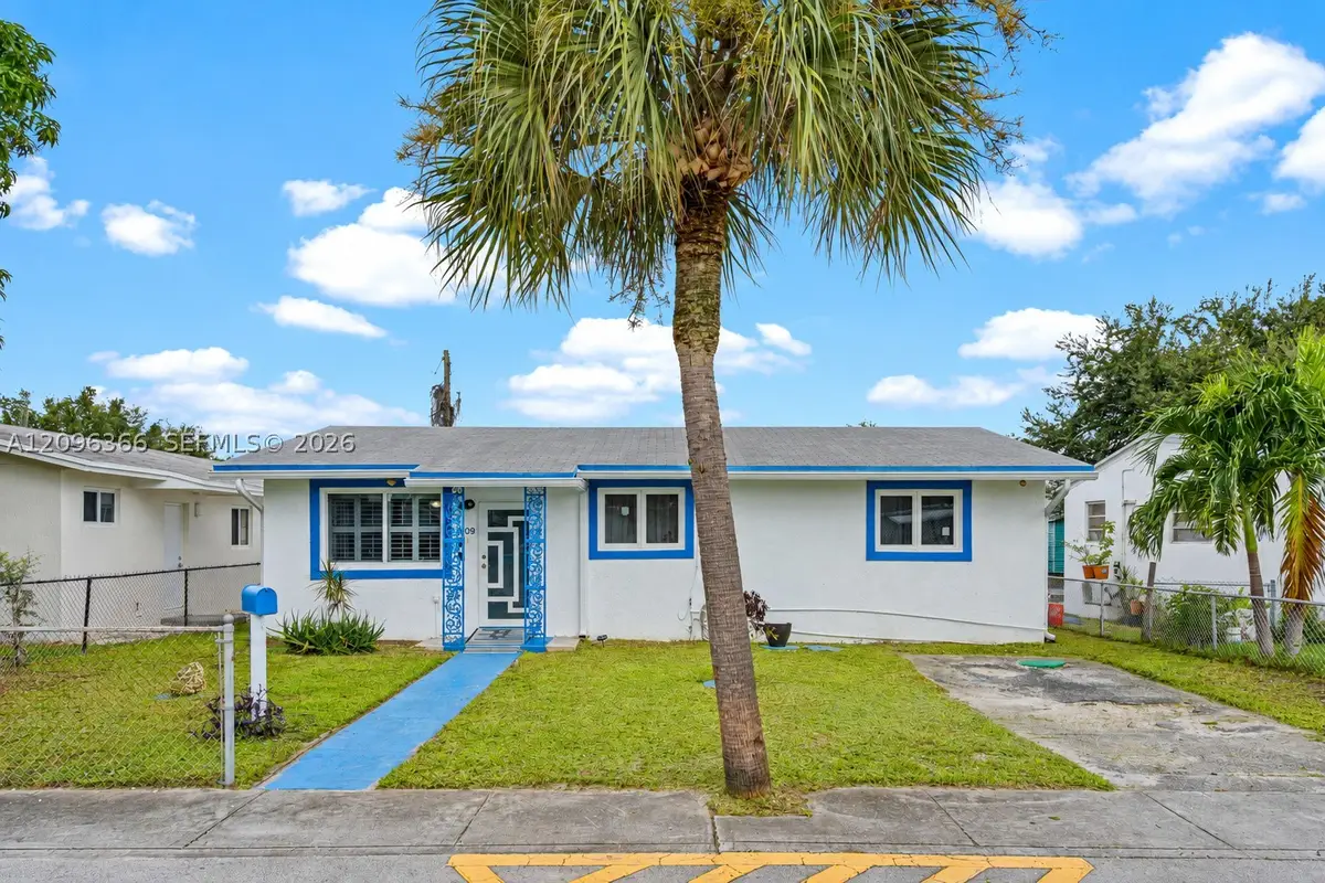 1409 NE 152nd St, North Miami Beach, FL 33162 - #1