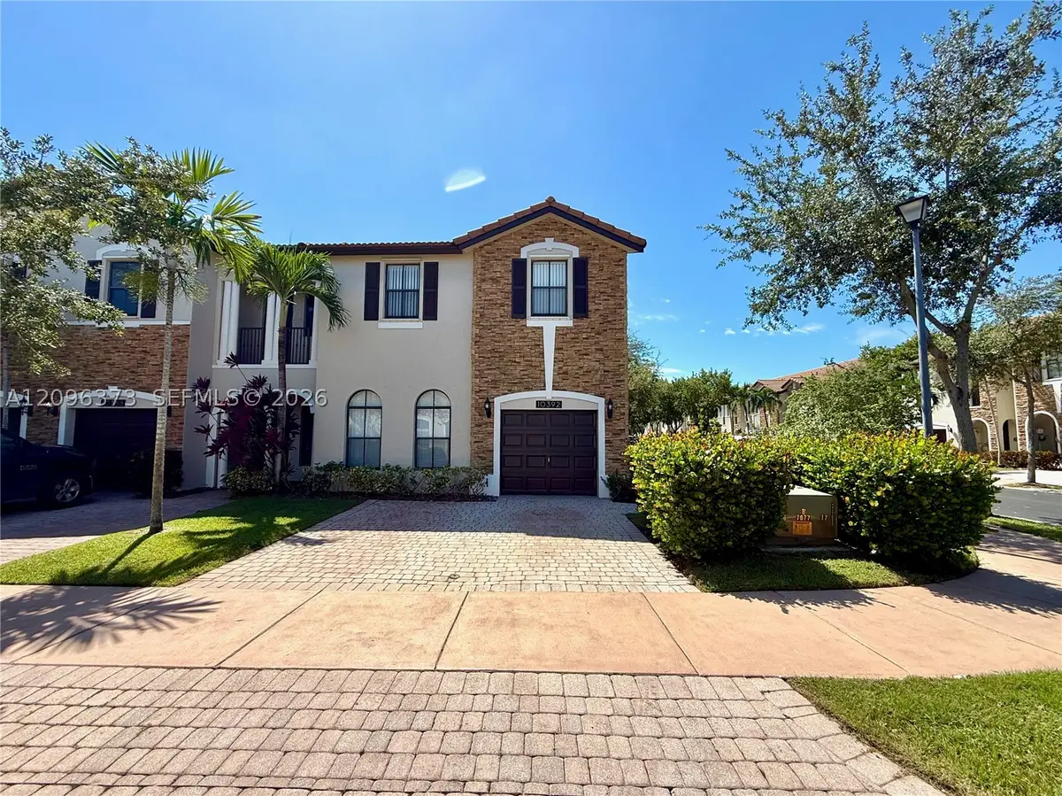 10392 NW 31st Ter, Doral, FL 33172 - #1