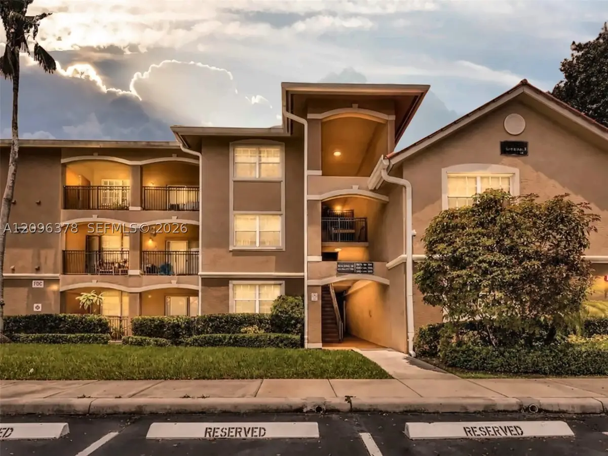 220 SW 116th Ave #15105, Pembroke Pines, FL 33025 - #1