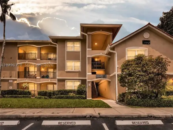 220 SW 116th Ave #15105, Pembroke Pines, FL 33025