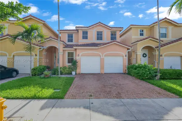 11402 SW 137th Pl, Miami, FL 33186