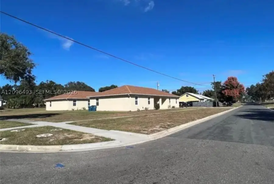 2 W Orange St, Davenport, FL 33837 - #2