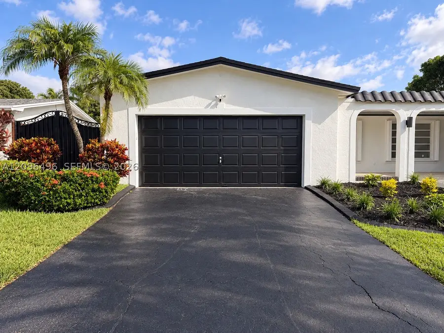 11701 NW 14th St, Pembroke Pines, FL 33026 - #2