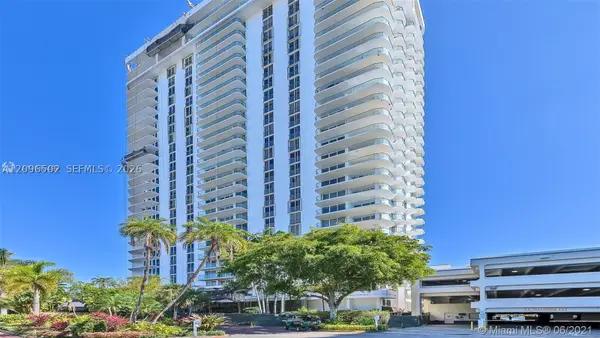 19707 Turnberry Way #4L, Aventura, FL 33180