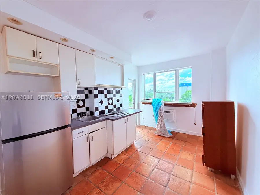 255 W 24th St #435, Miami Beach, FL 33140 - #2