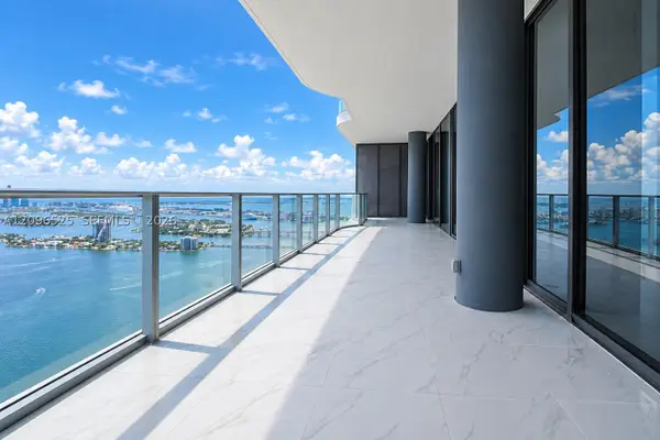 700 NE 24th St #PH-5903, Miami, FL 33137