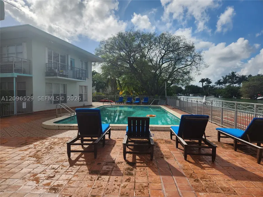 1239 Marseille Dr #4, Miami Beach, FL 33141 - #2