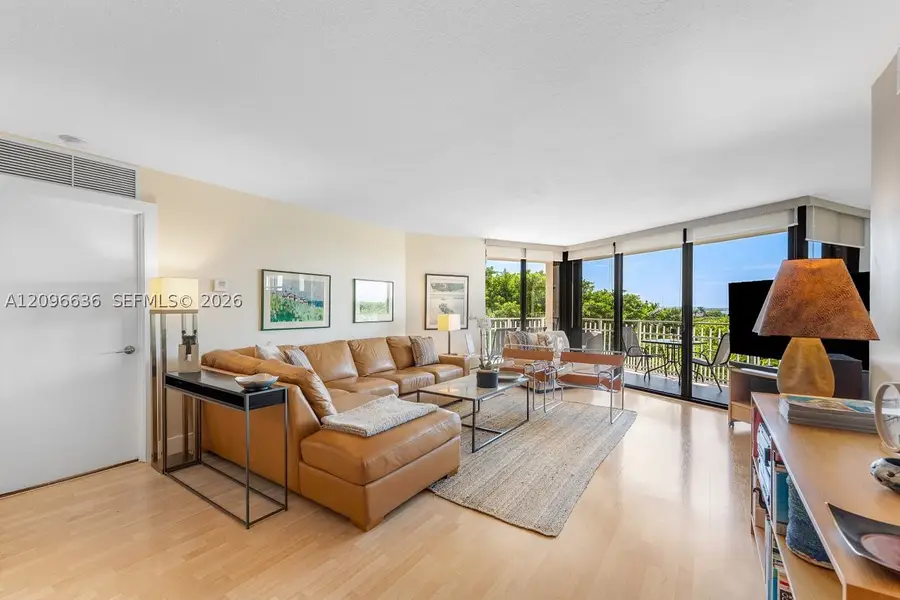 2000 Towerside Ter #710, Miami, FL 33138 - #2