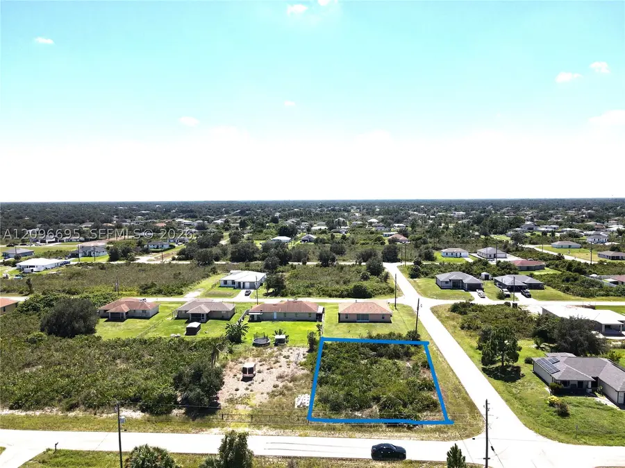 2719 70th W, Lehigh Acres, FL 33971 - #3