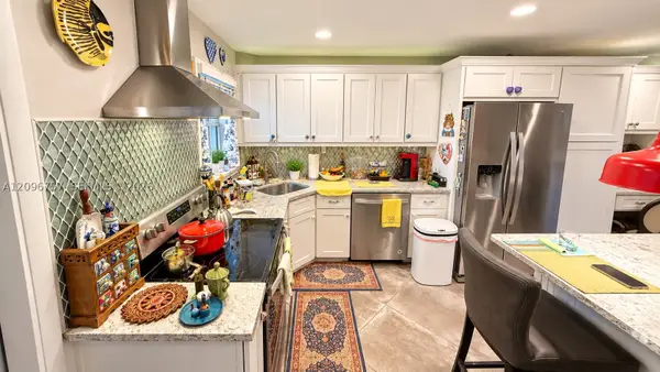 1720 Jefferson St #606, Hollywood, FL 33020
