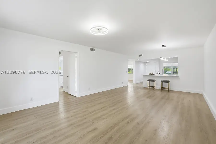 300 SW 130th Ter #110B, Pembroke Pines, FL 33027 - #3