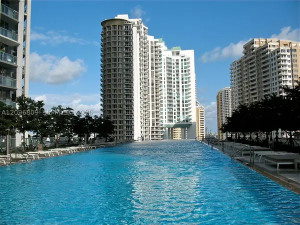 465 Brickell Ave #617, Miami, FL 33131
