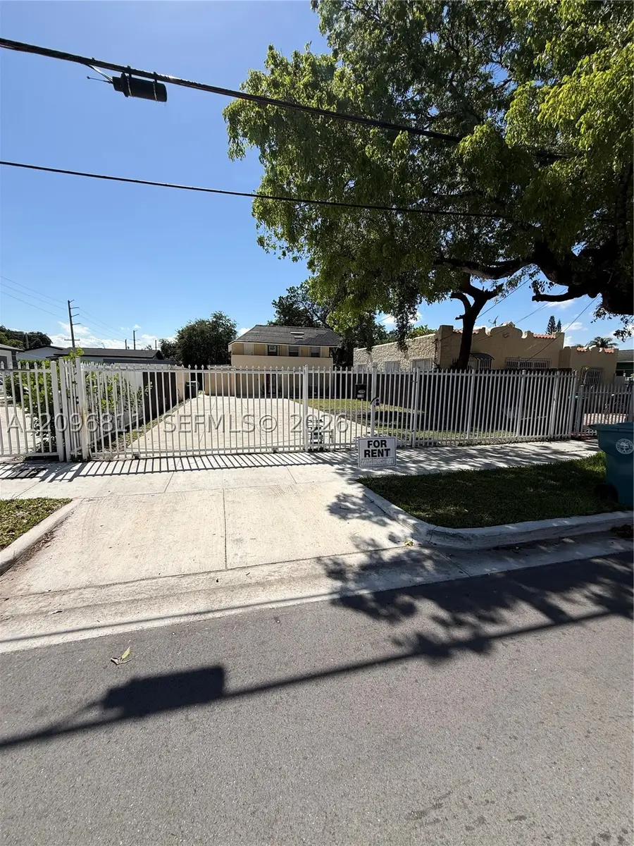 6716 NW 6th Ave, Miami, FL 33150 - #2