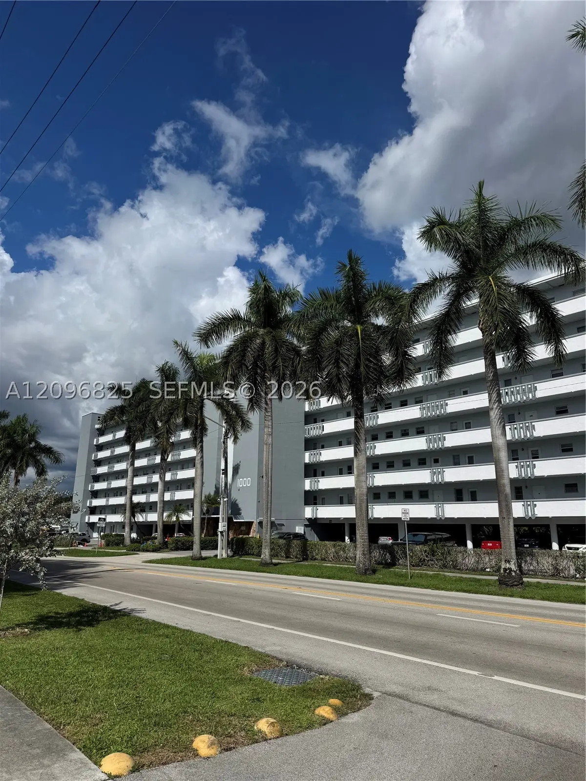 1000 NE 14th Ave #101, Hallandale Beach, FL 33009 - #1