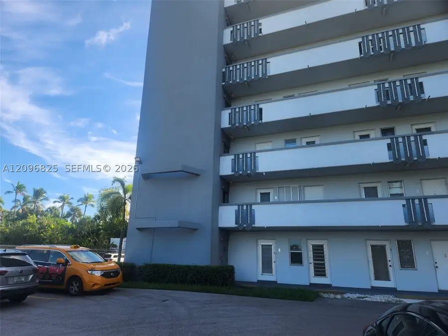 1000 NE 14th Ave #101, Hallandale Beach, FL 33009 - #3