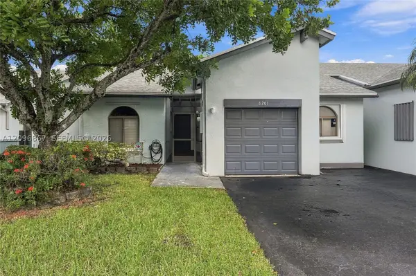 8201 NW 100th Ln, Tamarac, FL 33321
