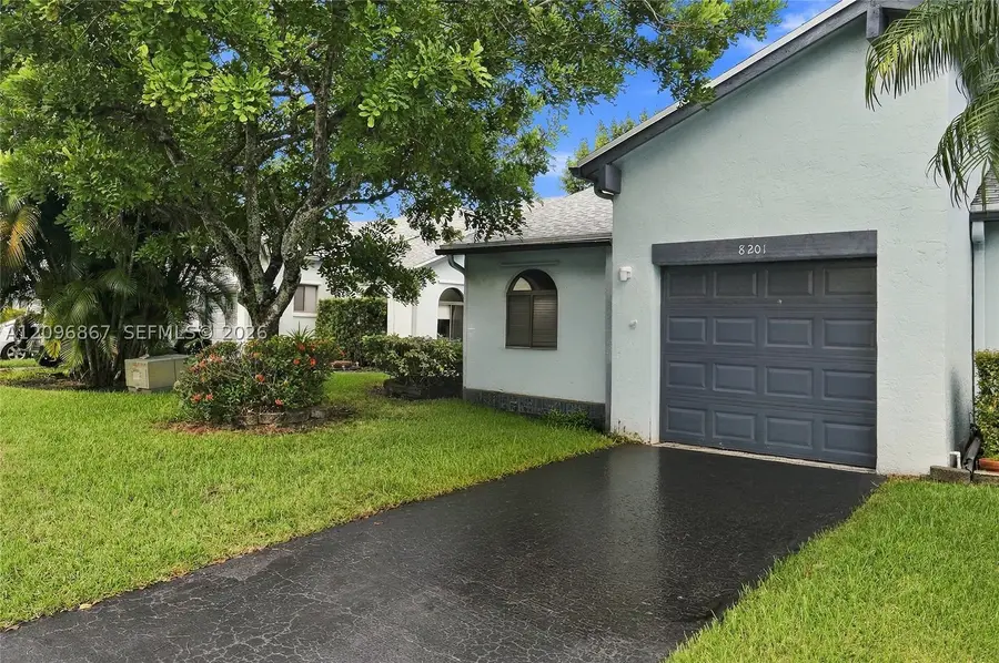 8201 NW 100th Ln, Tamarac, FL 33321 - #3