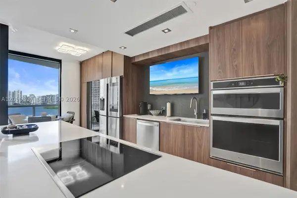 4000 Island Blvd #1205, Aventura, FL 33160