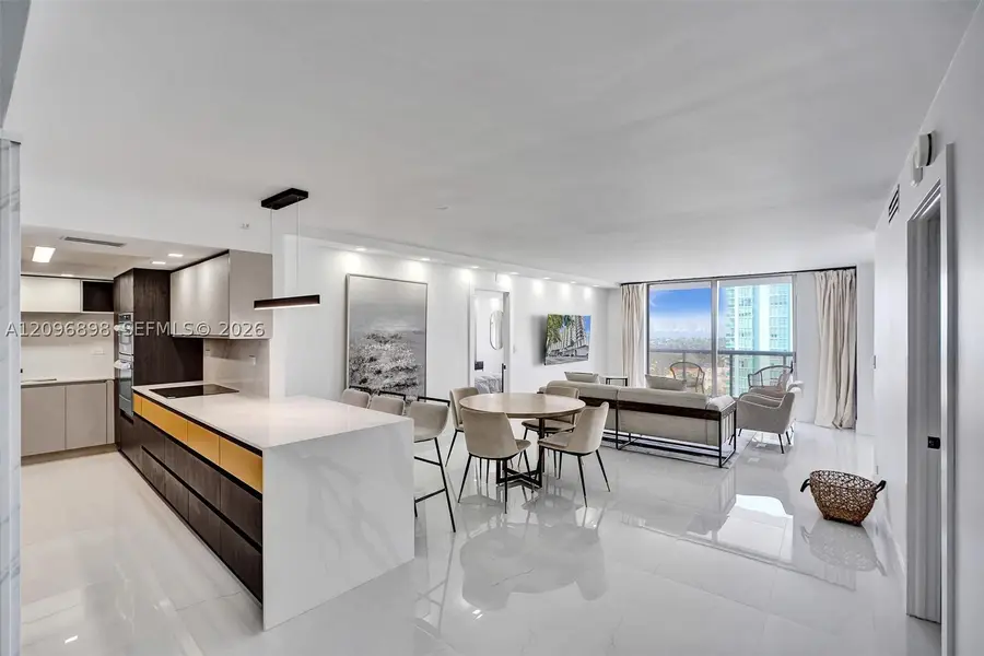 6039 Collins Ave #1736, Miami Beach, FL 33140 - #3