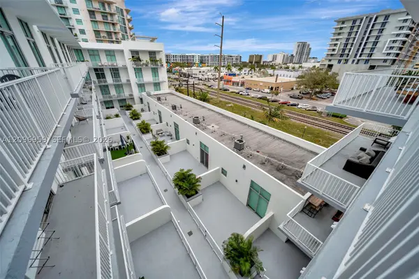 2100 Van Buren St #508, Hollywood, FL 33020