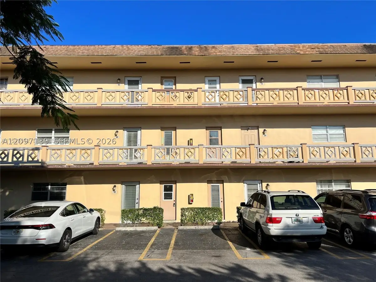 3530 NW 52nd Ave #403, Lauderdale Lakes, FL 33319 - #1